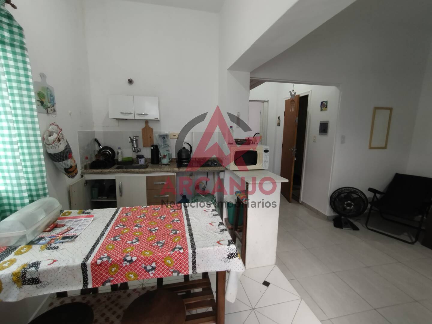 Apartamento à venda com 1 quarto, 40m² - Foto 2