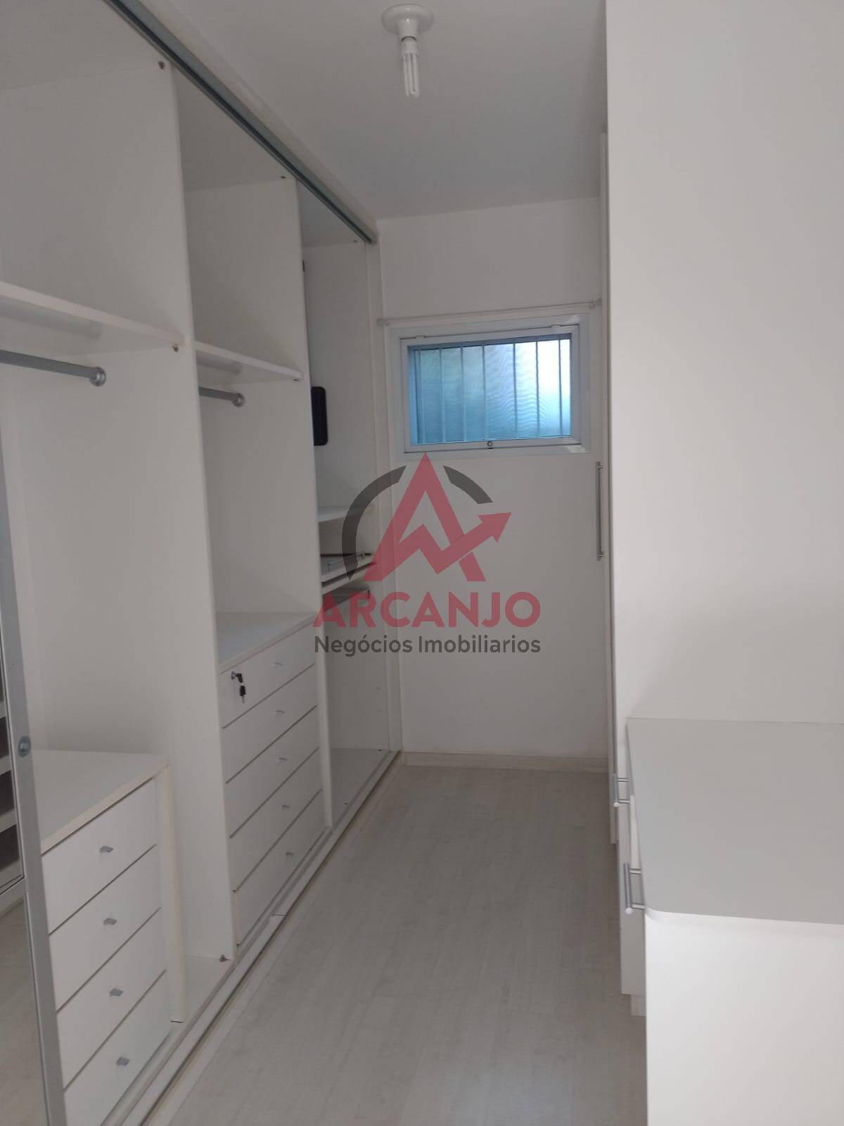 Casa à venda com 3 quartos, 203m² - Foto 12