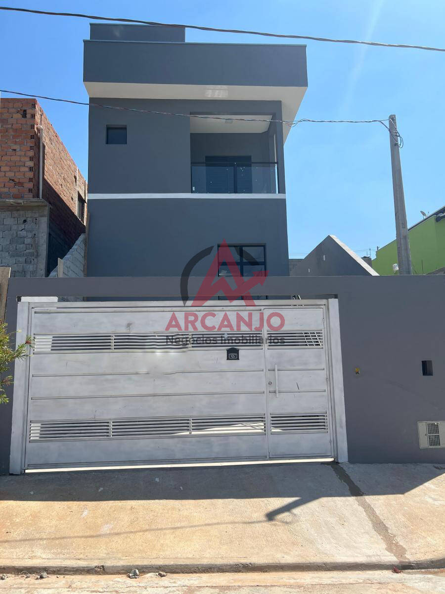 Sobrado à venda com 2 quartos, 140m² - Foto 1