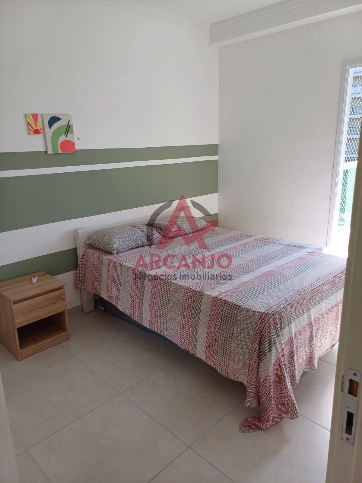 Apartamento à venda com 3 quartos, 101m² - Foto 9