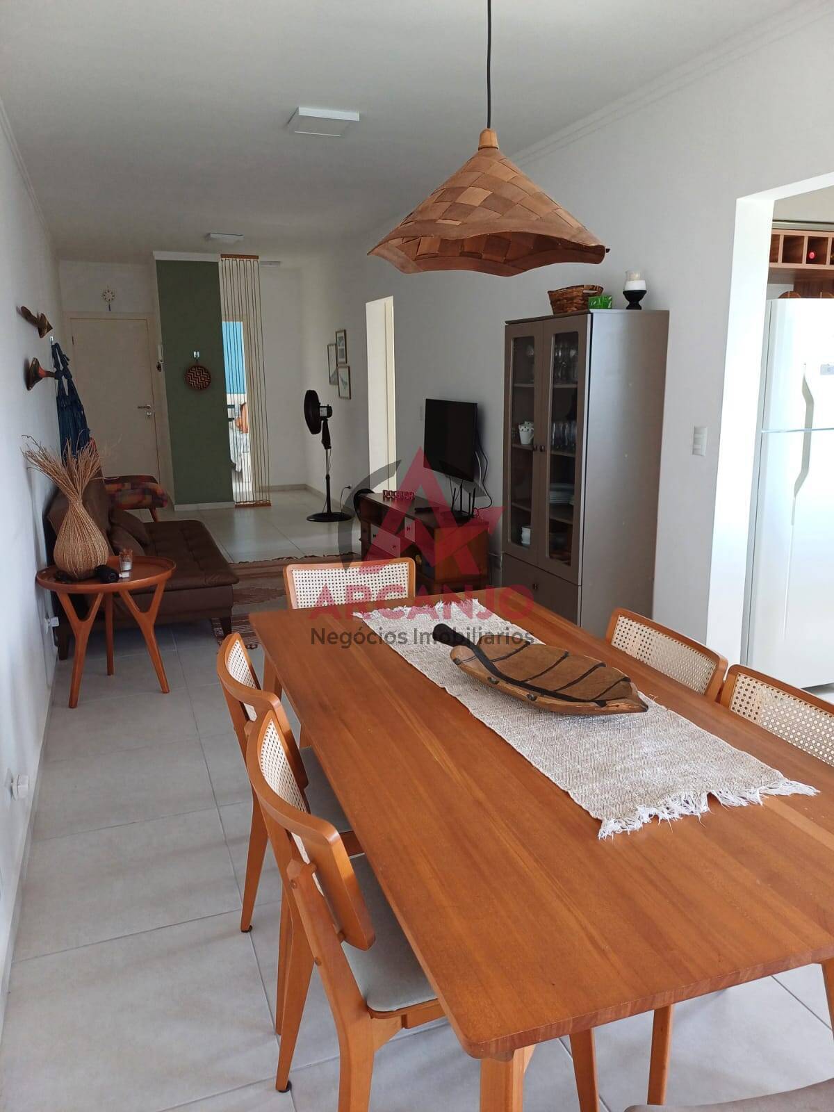 Apartamento à venda com 3 quartos, 101m² - Foto 1