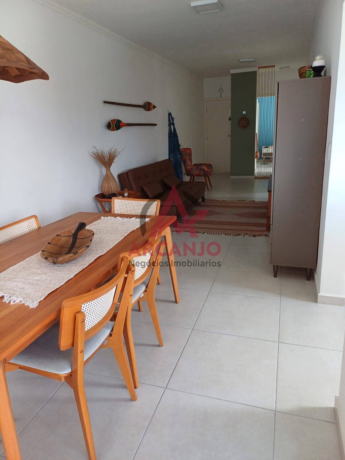 Apartamento à venda com 3 quartos, 101m² - Foto 2