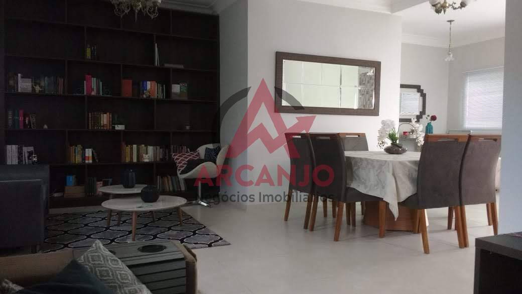 Casa à venda com 4 quartos, 360m² - Foto 7