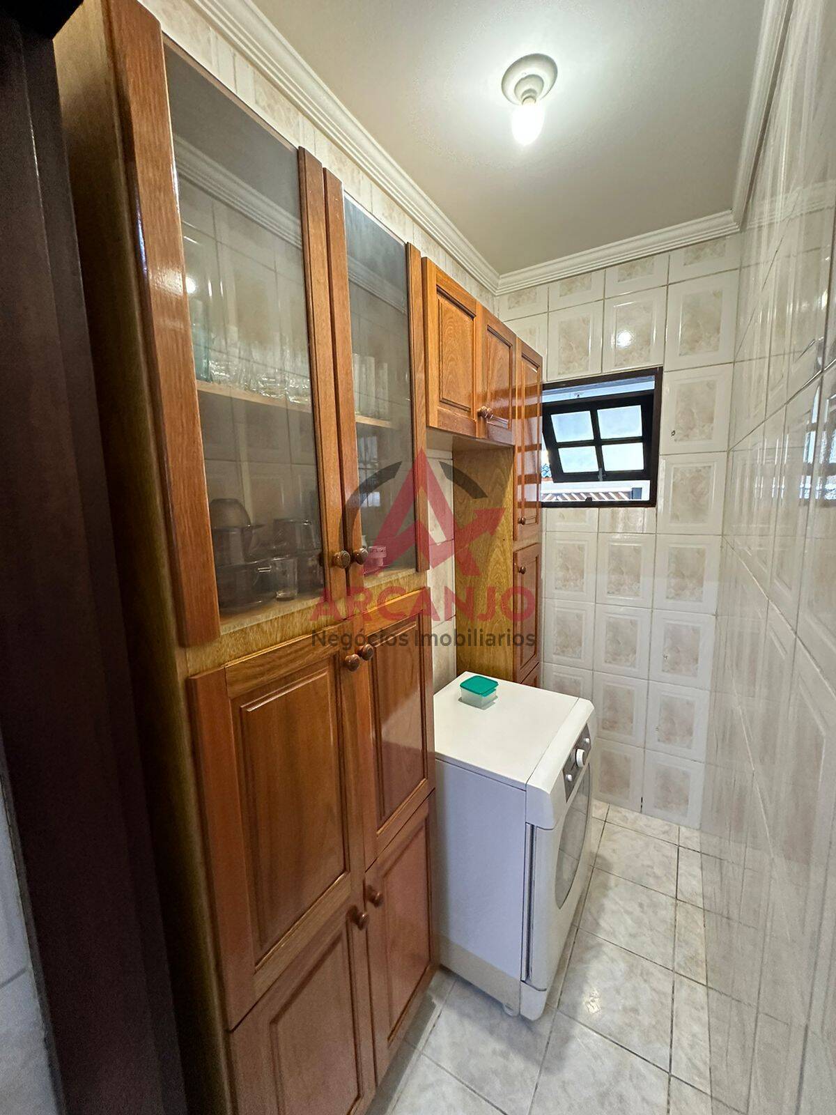 Casa à venda com 4 quartos, 315m² - Foto 10