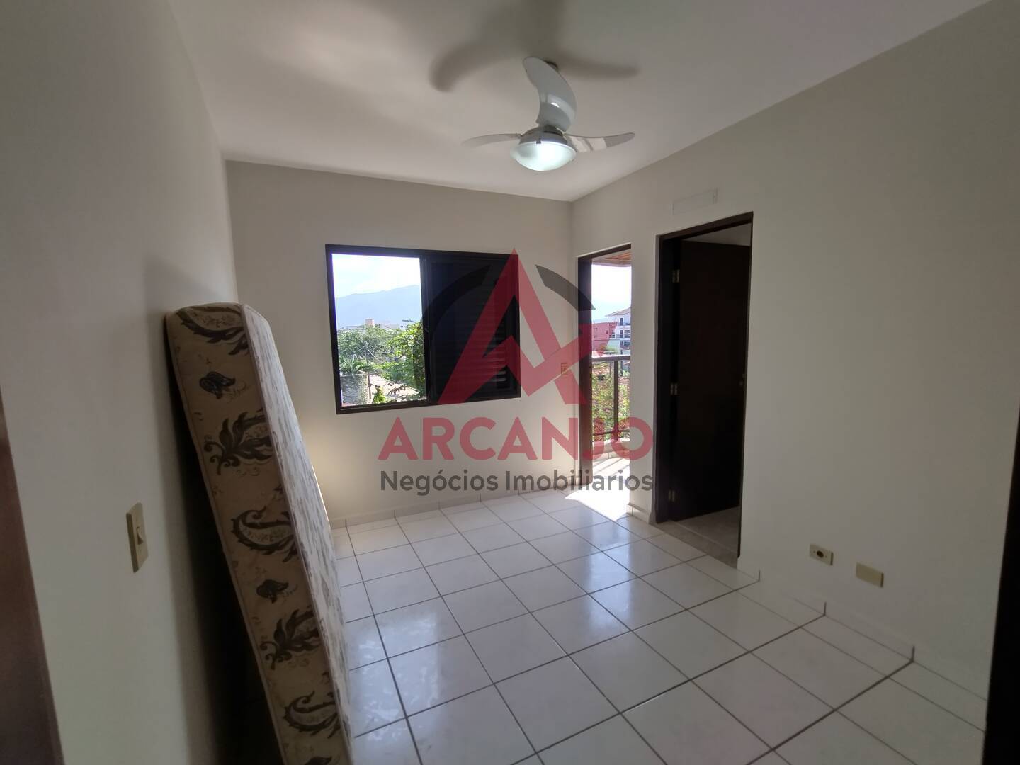 Apartamento à venda com 3 quartos, 172m² - Foto 7