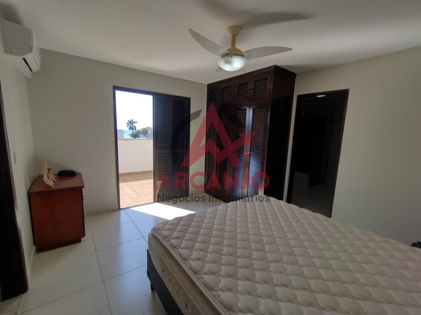 Apartamento à venda com 3 quartos, 172m² - Foto 12