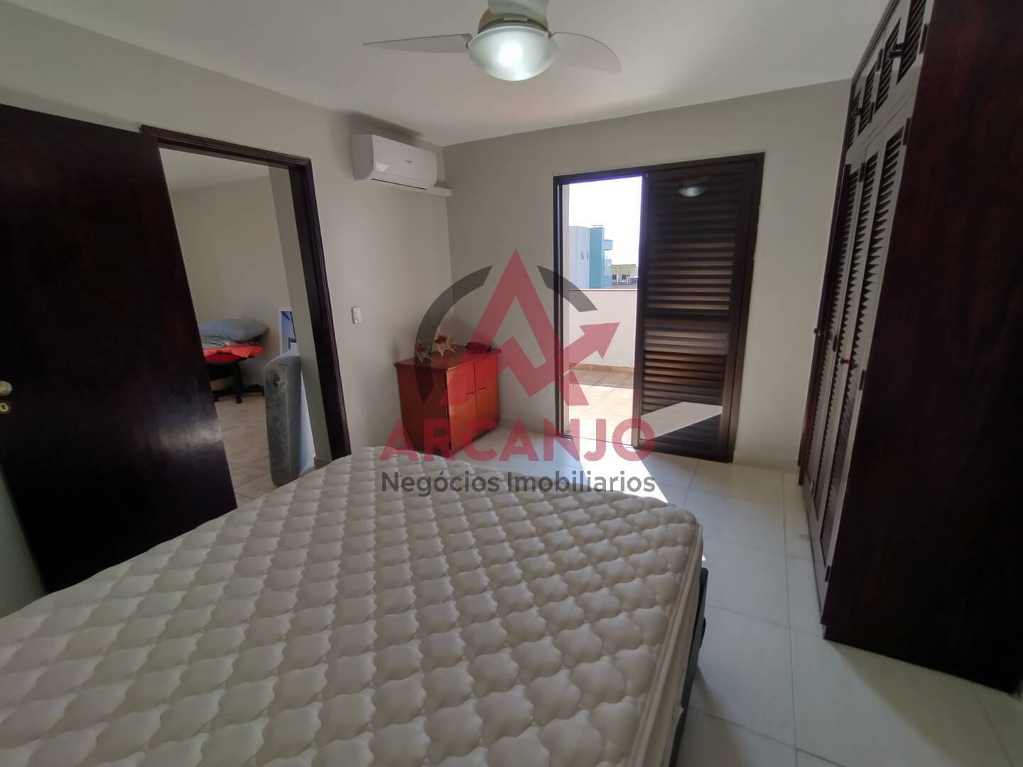 Apartamento à venda com 3 quartos, 172m² - Foto 11