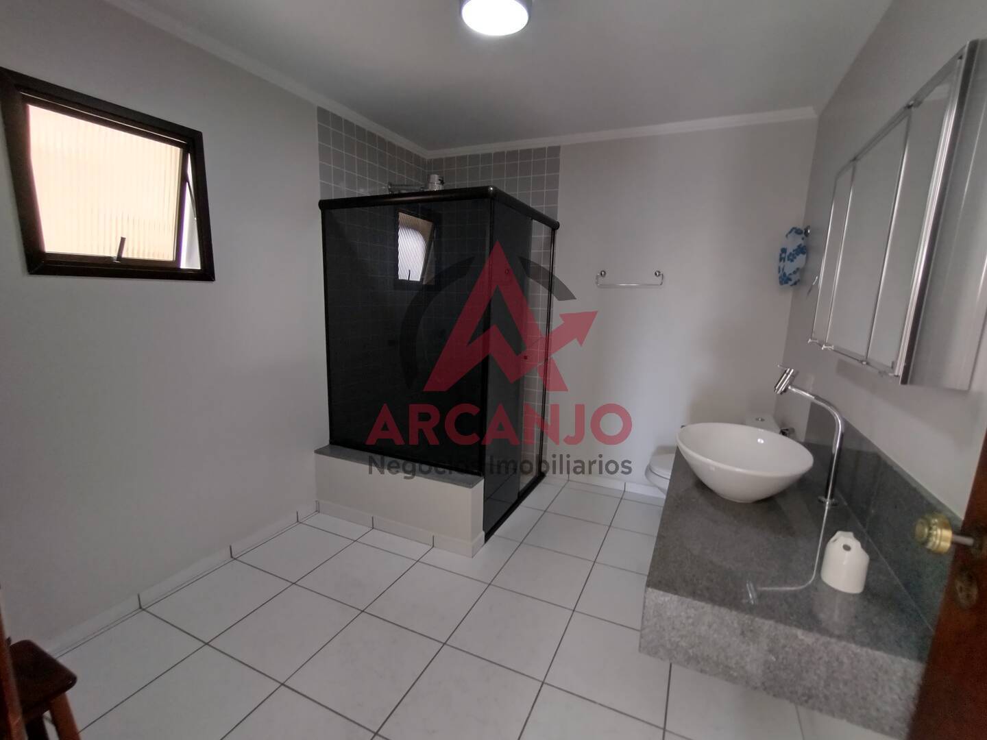 Apartamento à venda com 3 quartos, 172m² - Foto 13