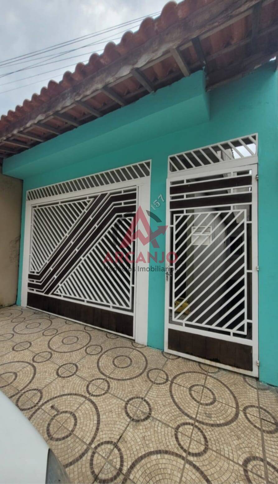 Sobrado à venda com 3 quartos, 258m² - Foto 1