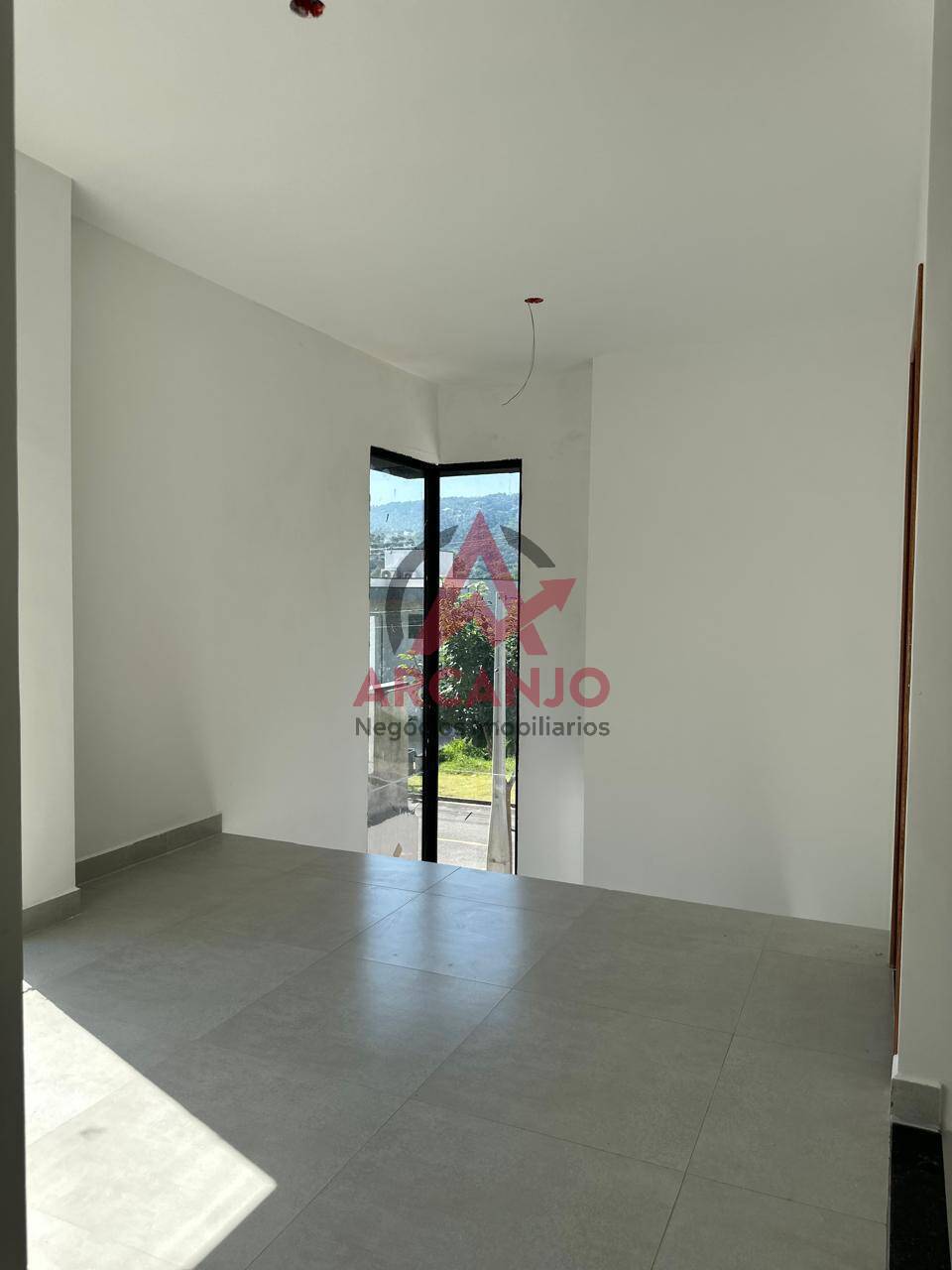 Casa à venda com 3 quartos, 360m² - Foto 6