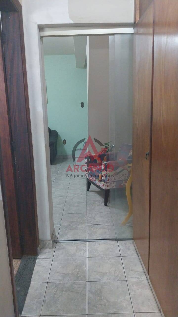 Sobrado à venda com 8 quartos, 370m² - Foto 41