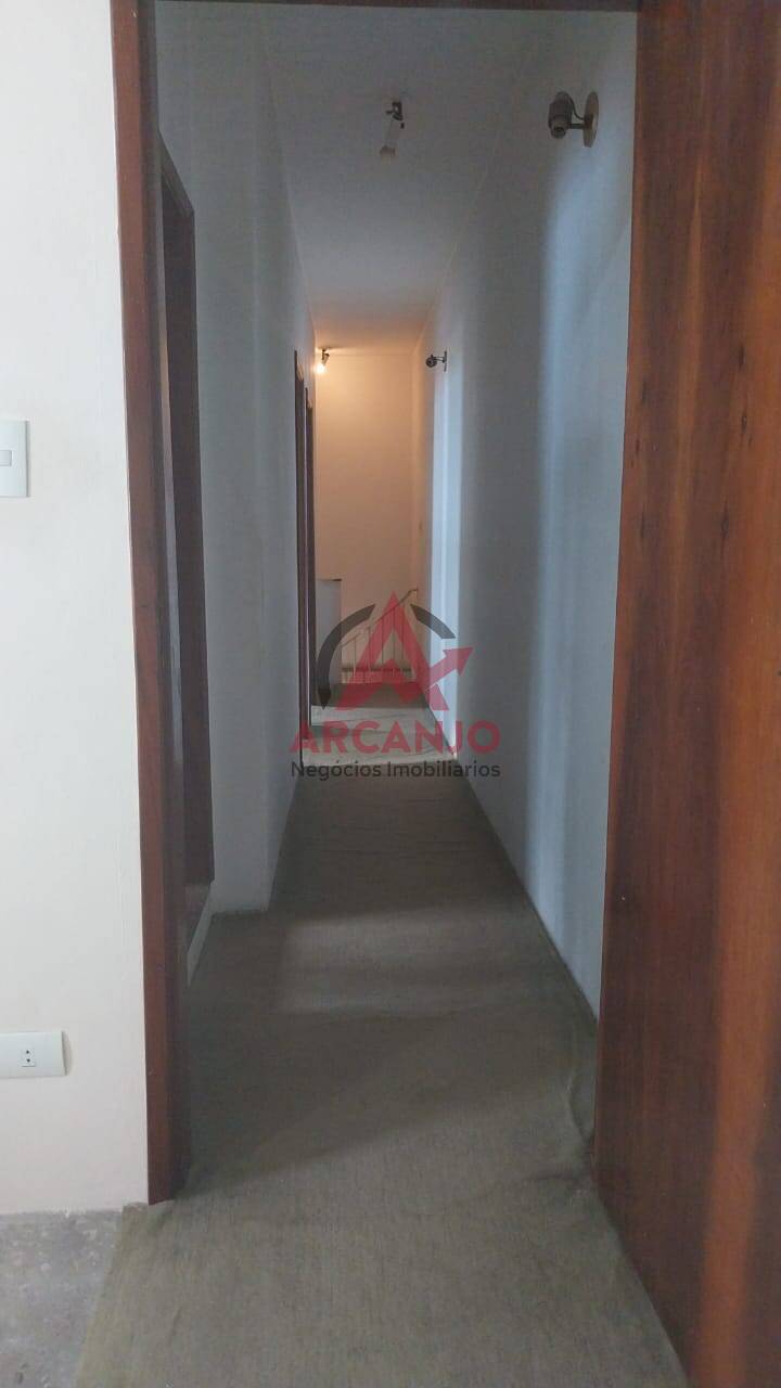 Sobrado à venda com 8 quartos, 370m² - Foto 47