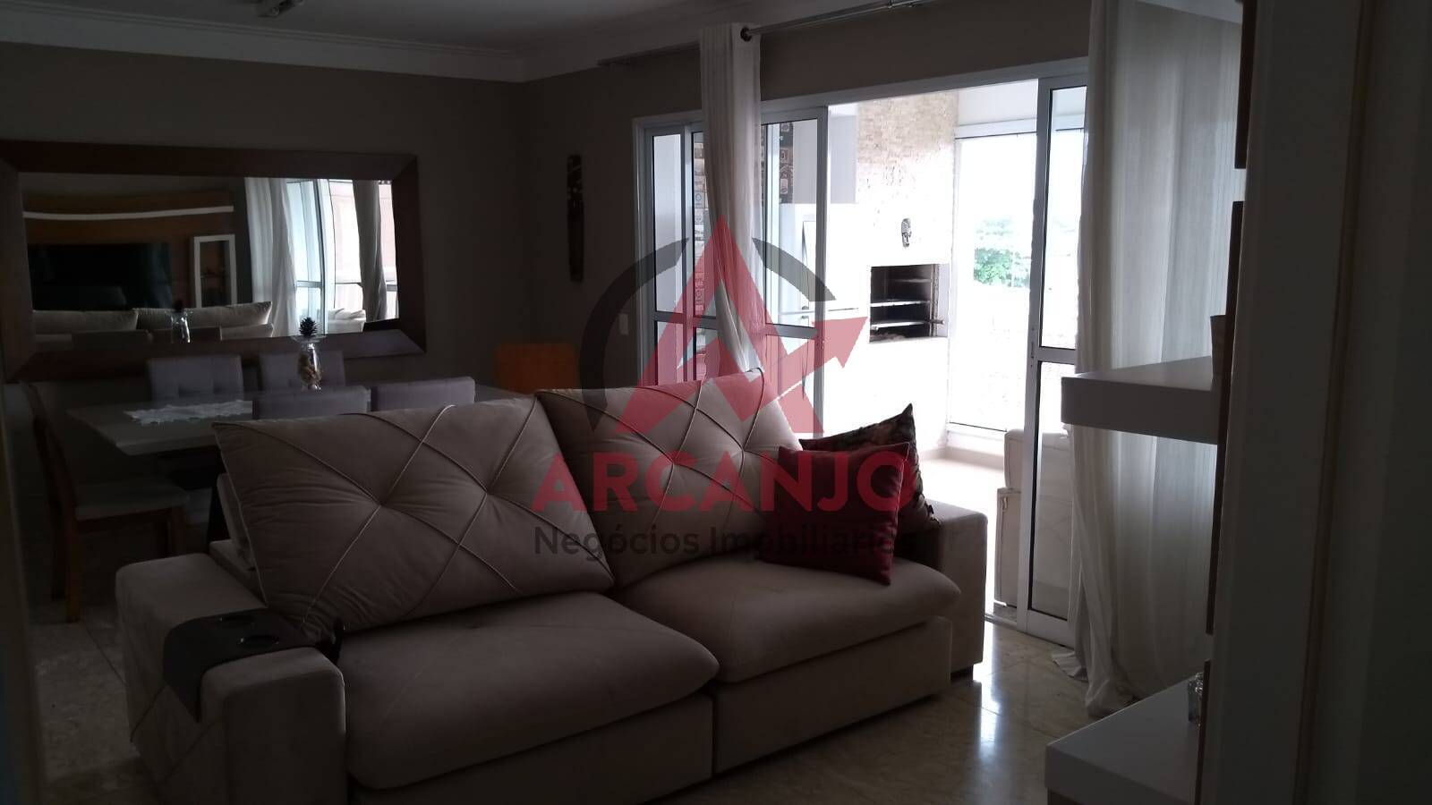 Apartamento à venda com 4 quartos, 125m² - Foto 3