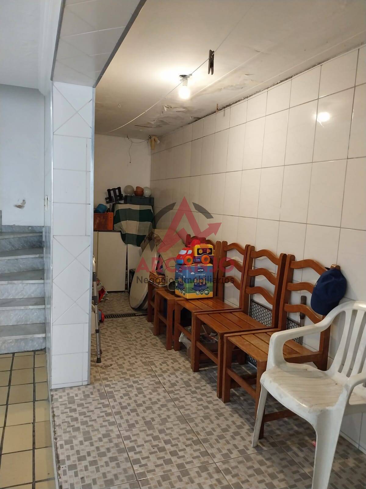 Casa à venda com 4 quartos, 190m² - Foto 56