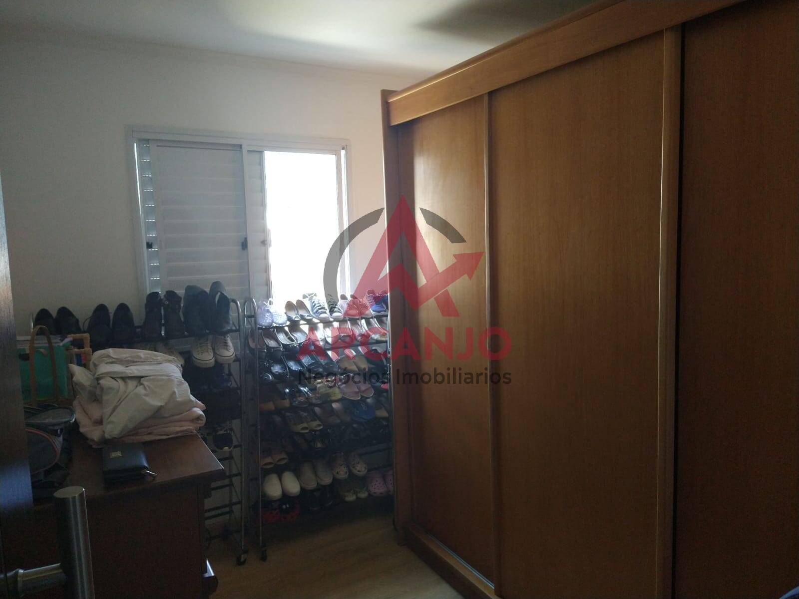 Apartamento à venda com 3 quartos, 76m² - Foto 12