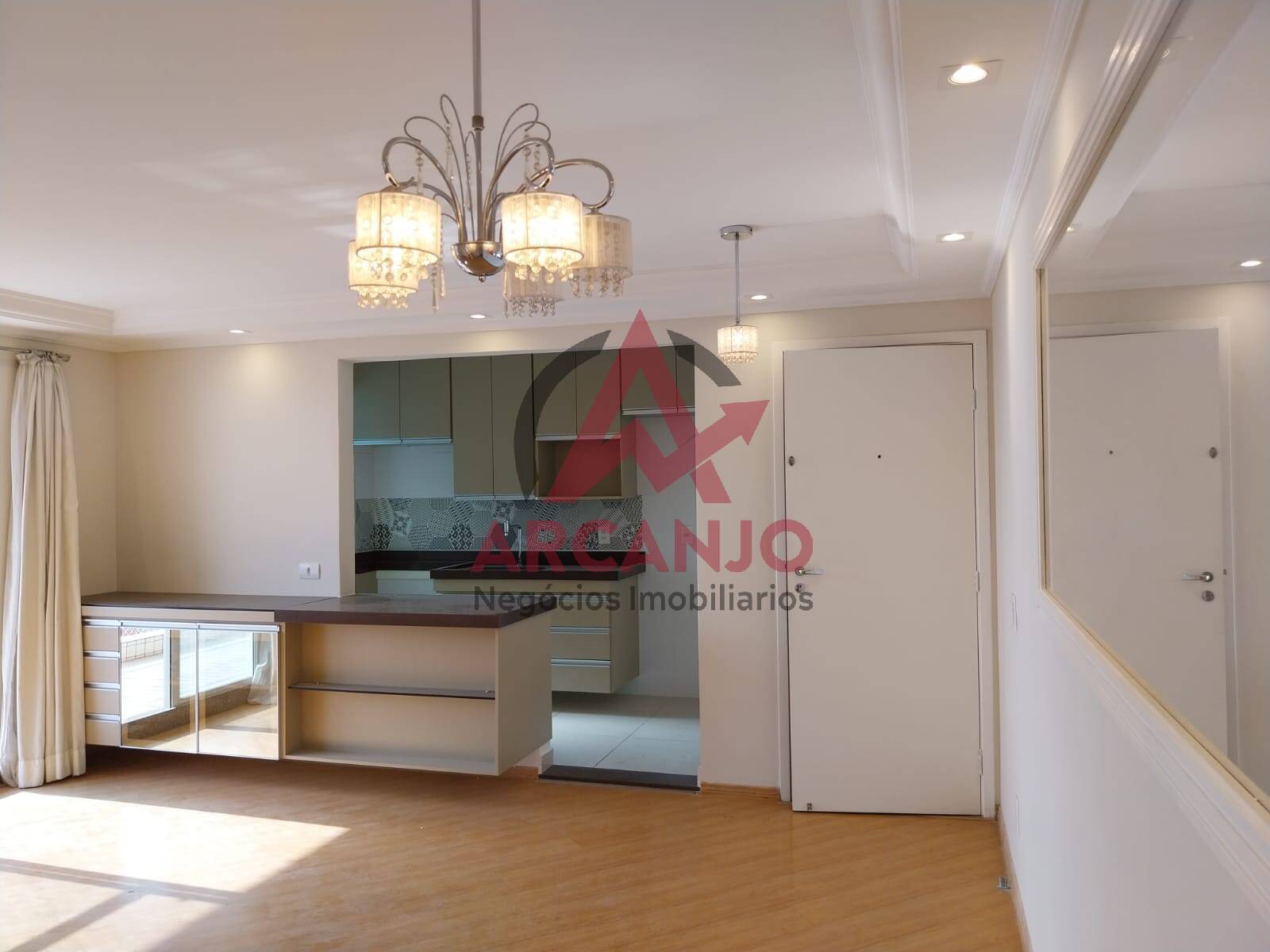 Apartamento à venda com 2 quartos, 75m² - Foto 4