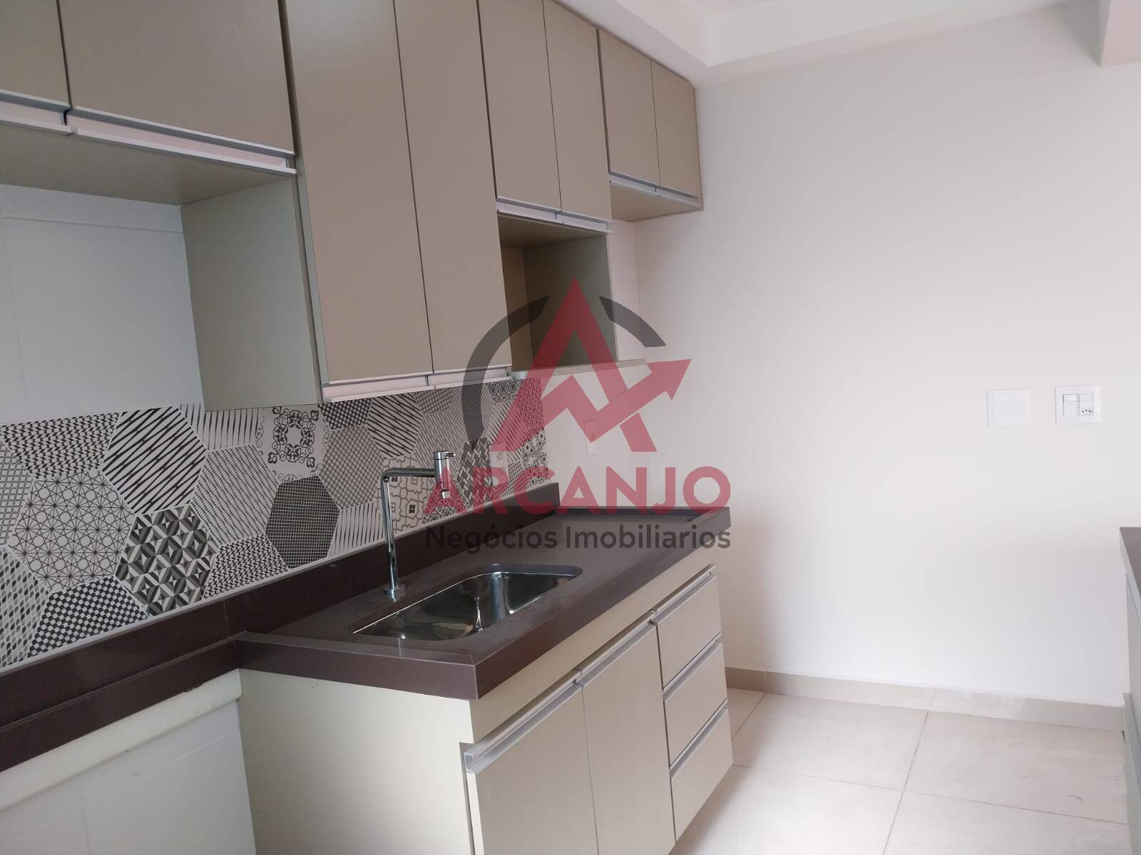 Apartamento à venda com 2 quartos, 75m² - Foto 15