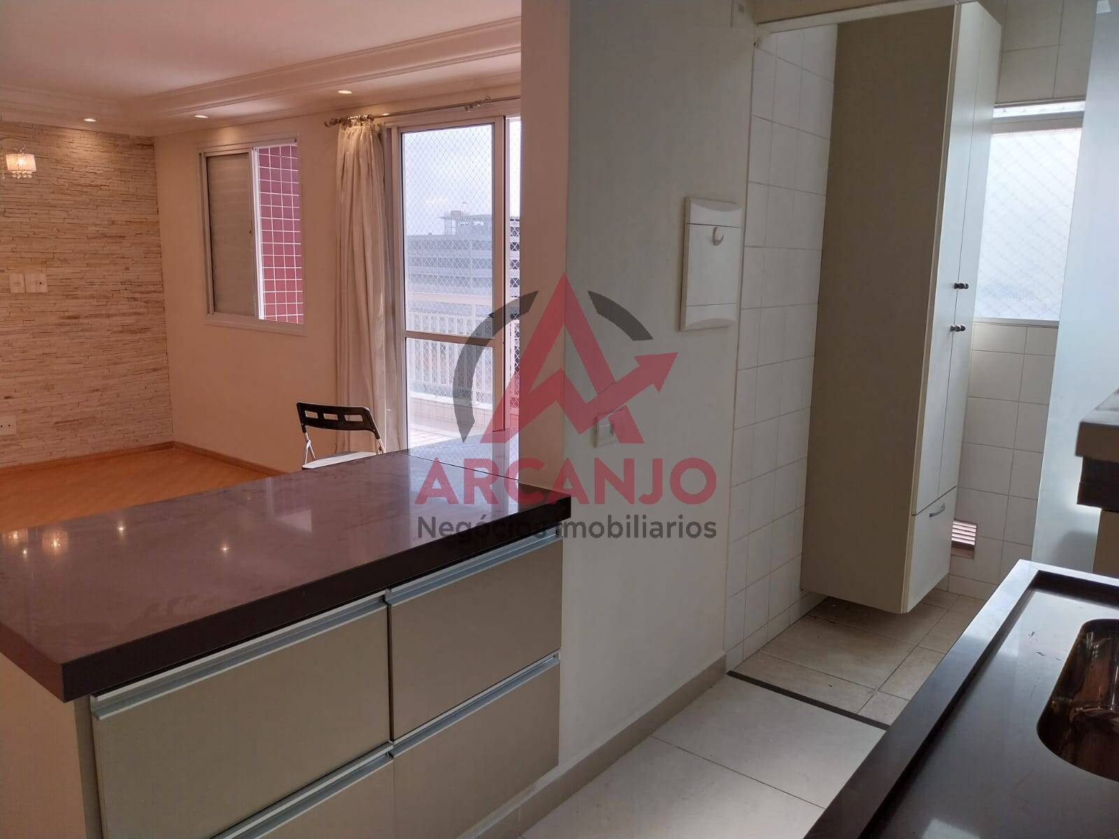 Apartamento à venda com 2 quartos, 75m² - Foto 14