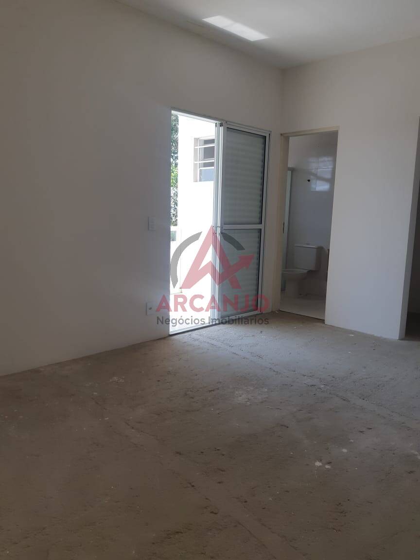 Casa à venda com 2 quartos, 150m² - Foto 9