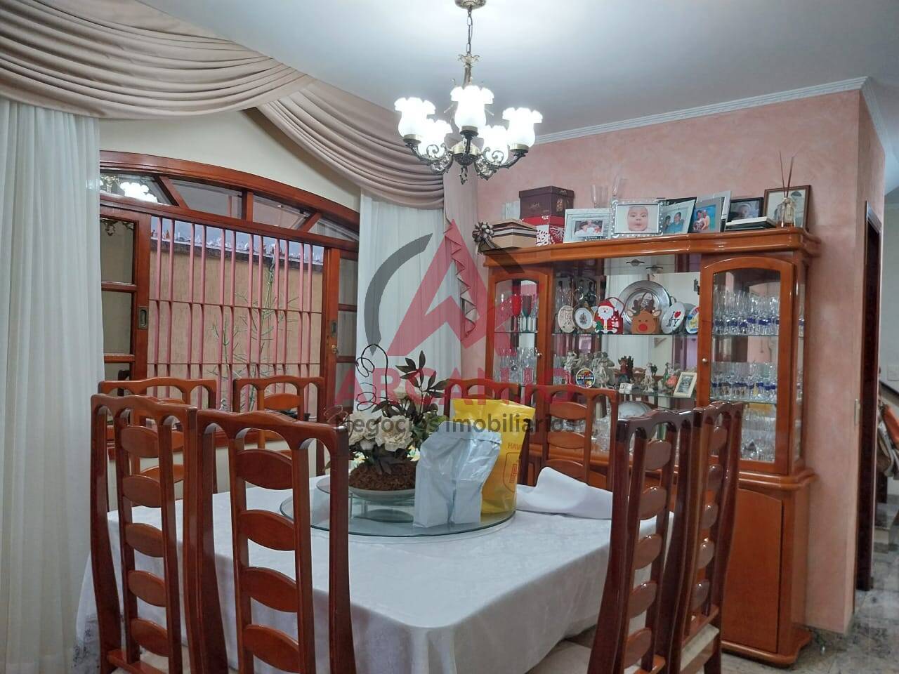 Sobrado à venda com 4 quartos, 197m² - Foto 4