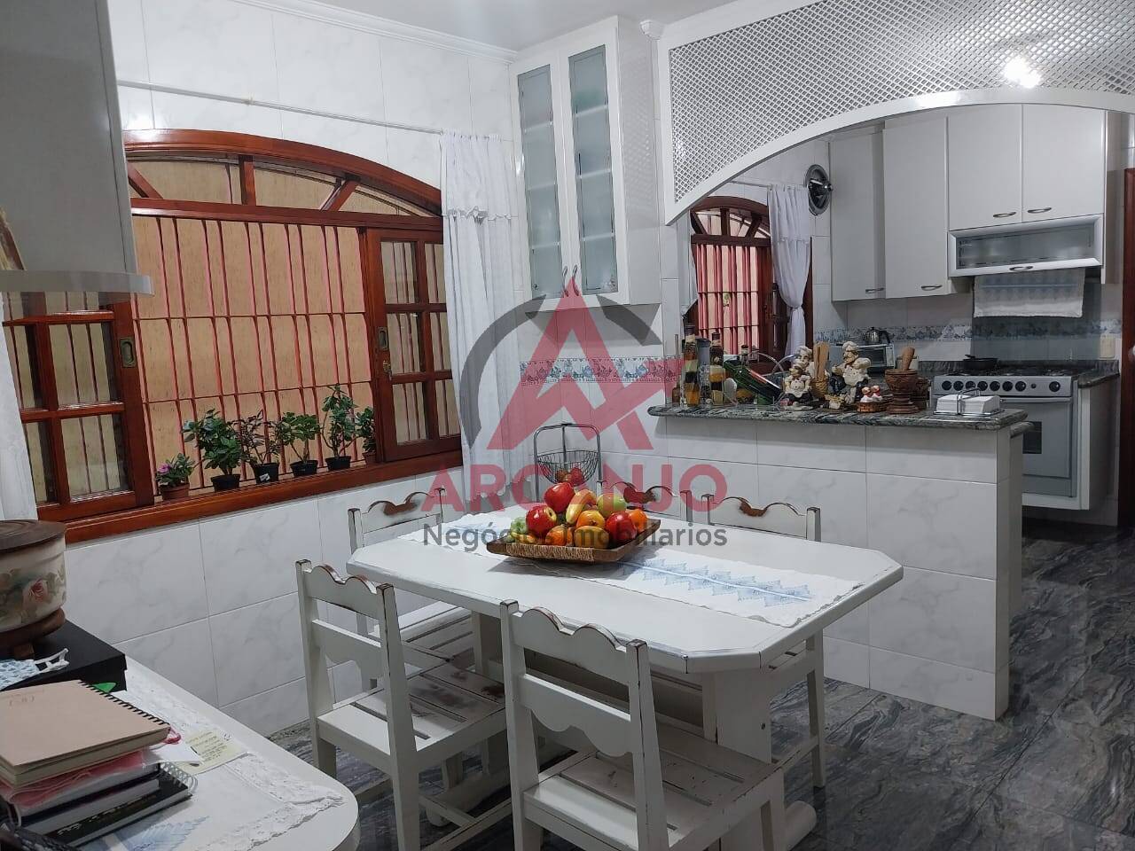 Sobrado à venda com 4 quartos, 197m² - Foto 6