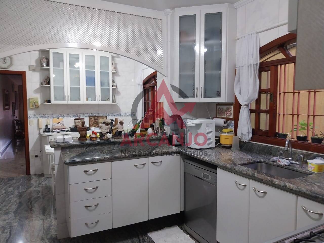 Sobrado à venda com 4 quartos, 197m² - Foto 13