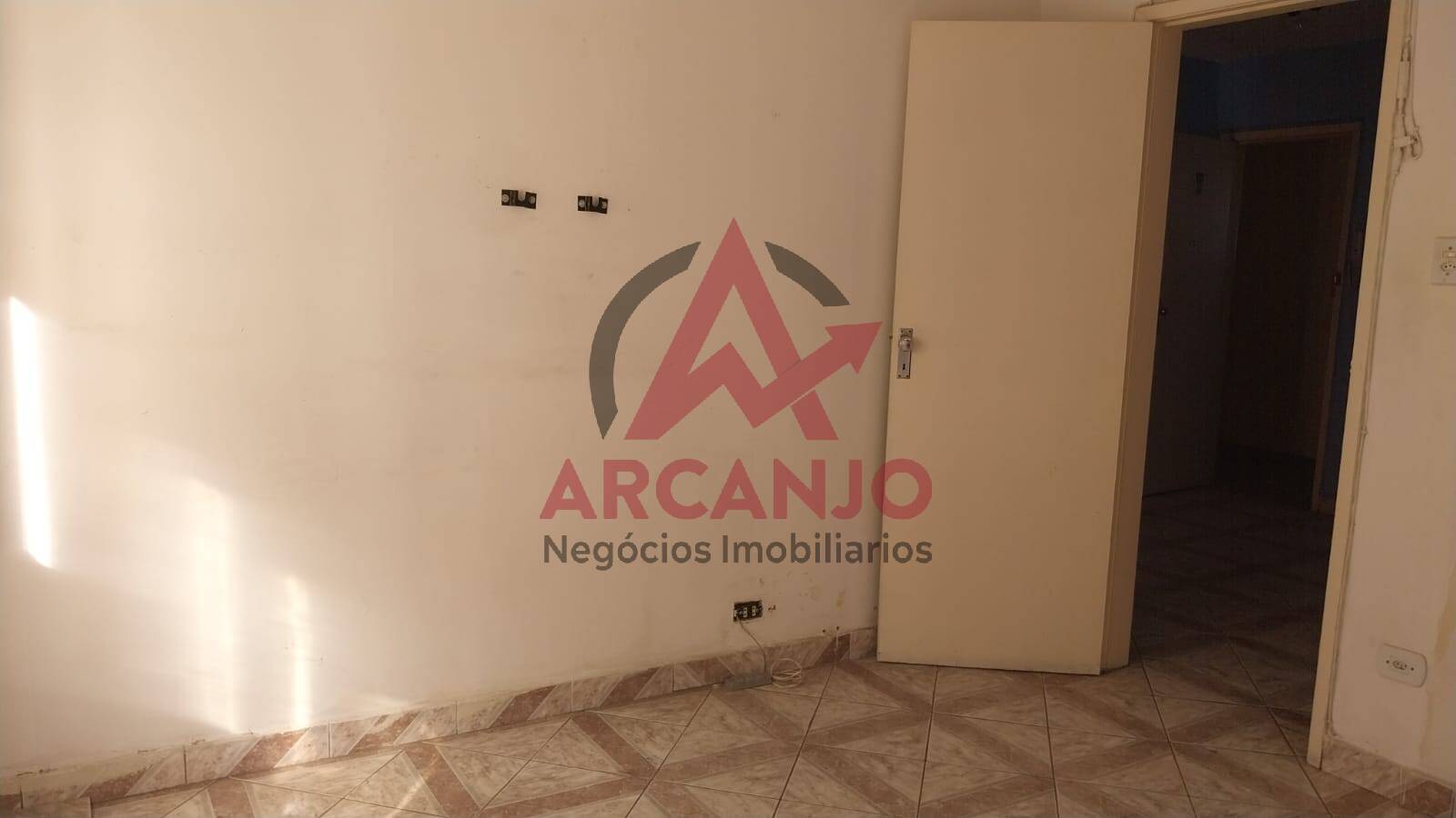 Apartamento à venda com 2 quartos, 42m² - Foto 9