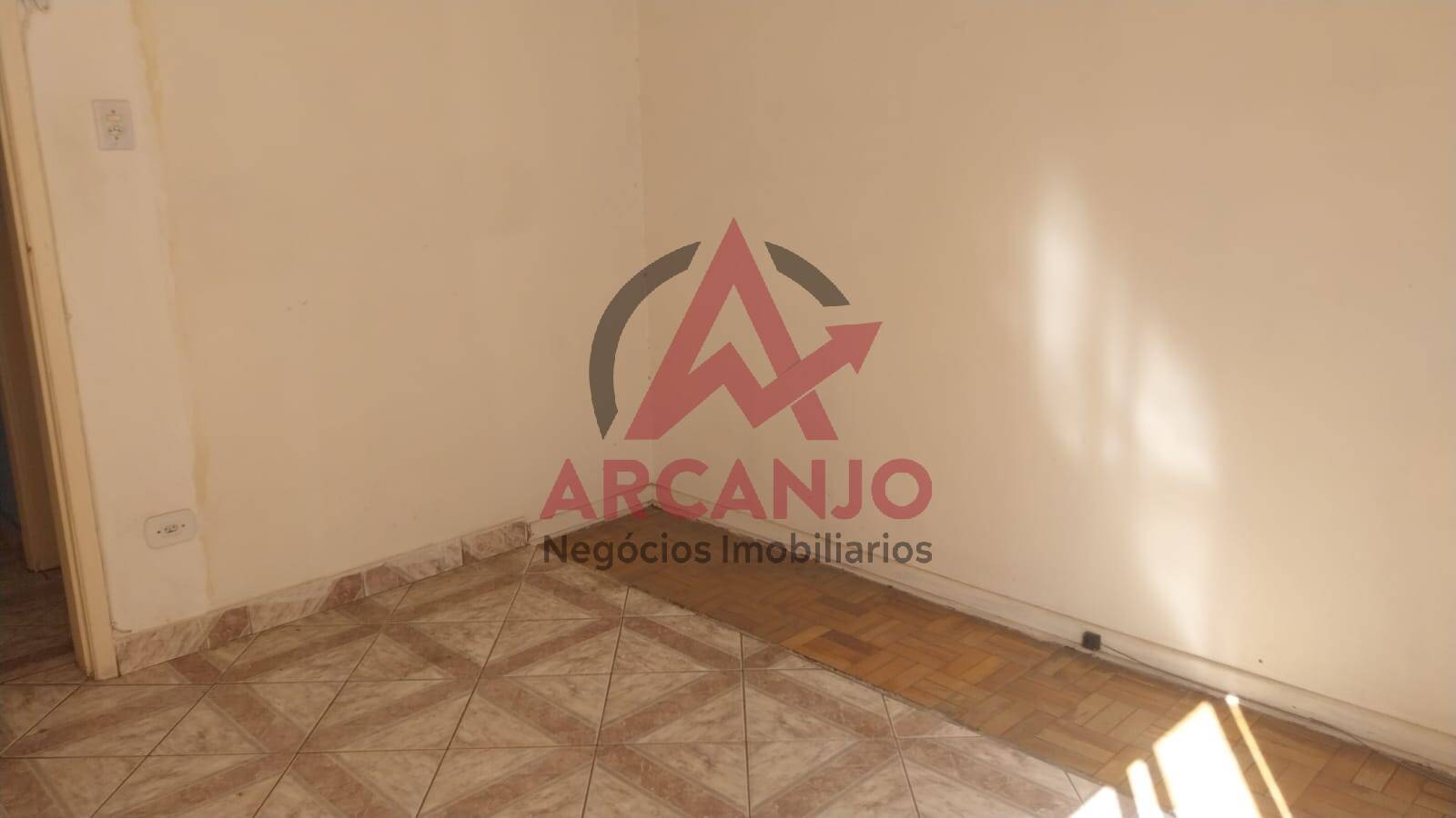 Apartamento à venda com 2 quartos, 42m² - Foto 10