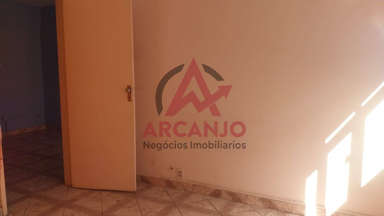 Apartamento à venda com 2 quartos, 42m² - Foto 12