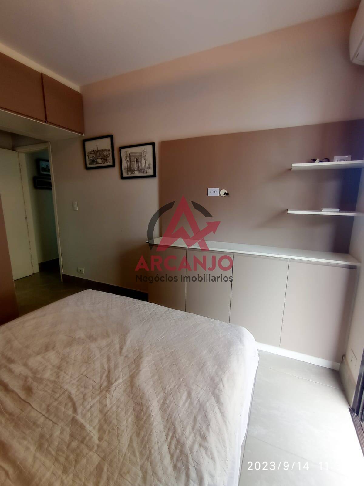 Apartamento para alugar com 2 quartos, 70m² - Foto 13