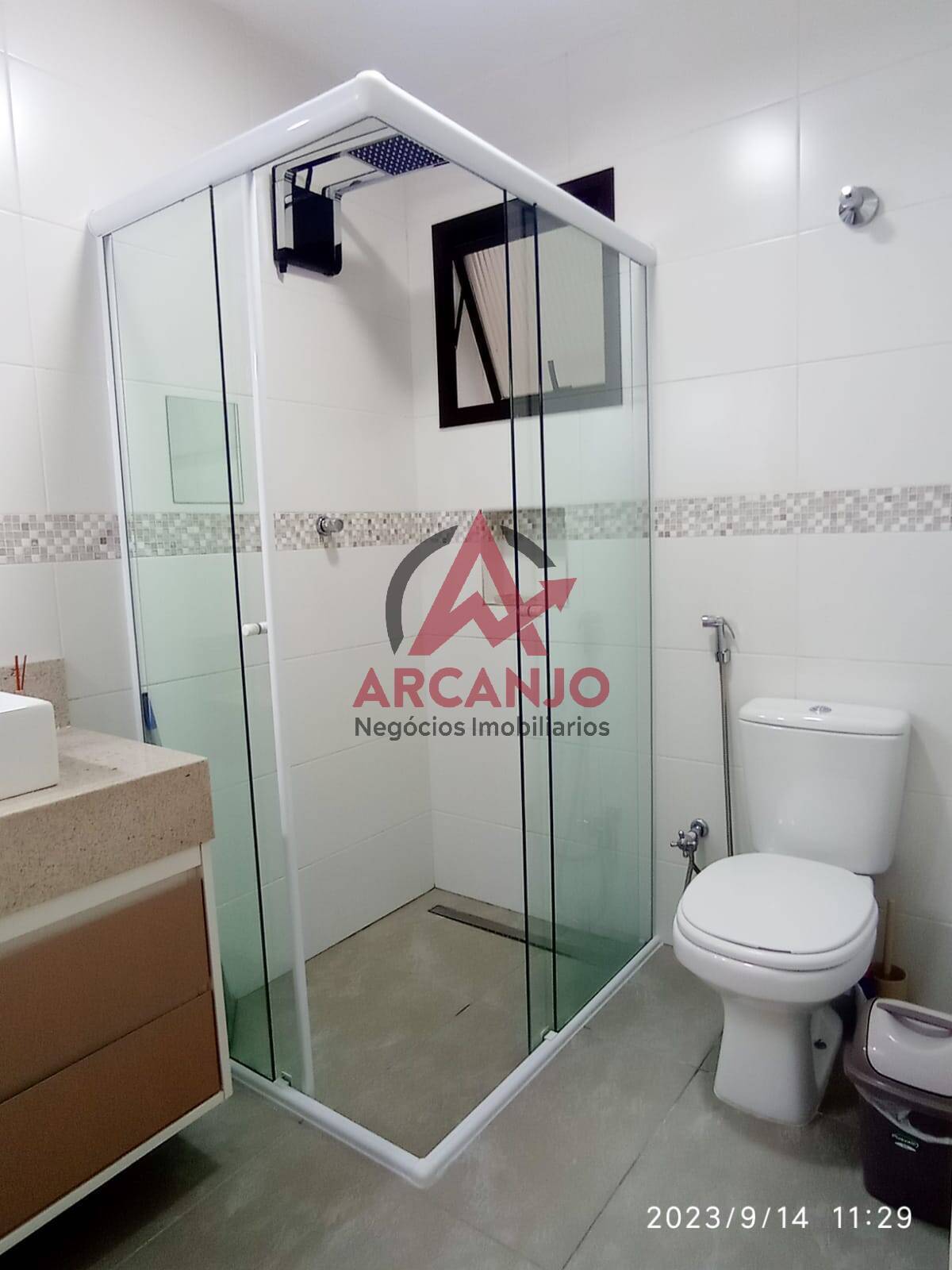 Apartamento para alugar com 2 quartos, 70m² - Foto 18