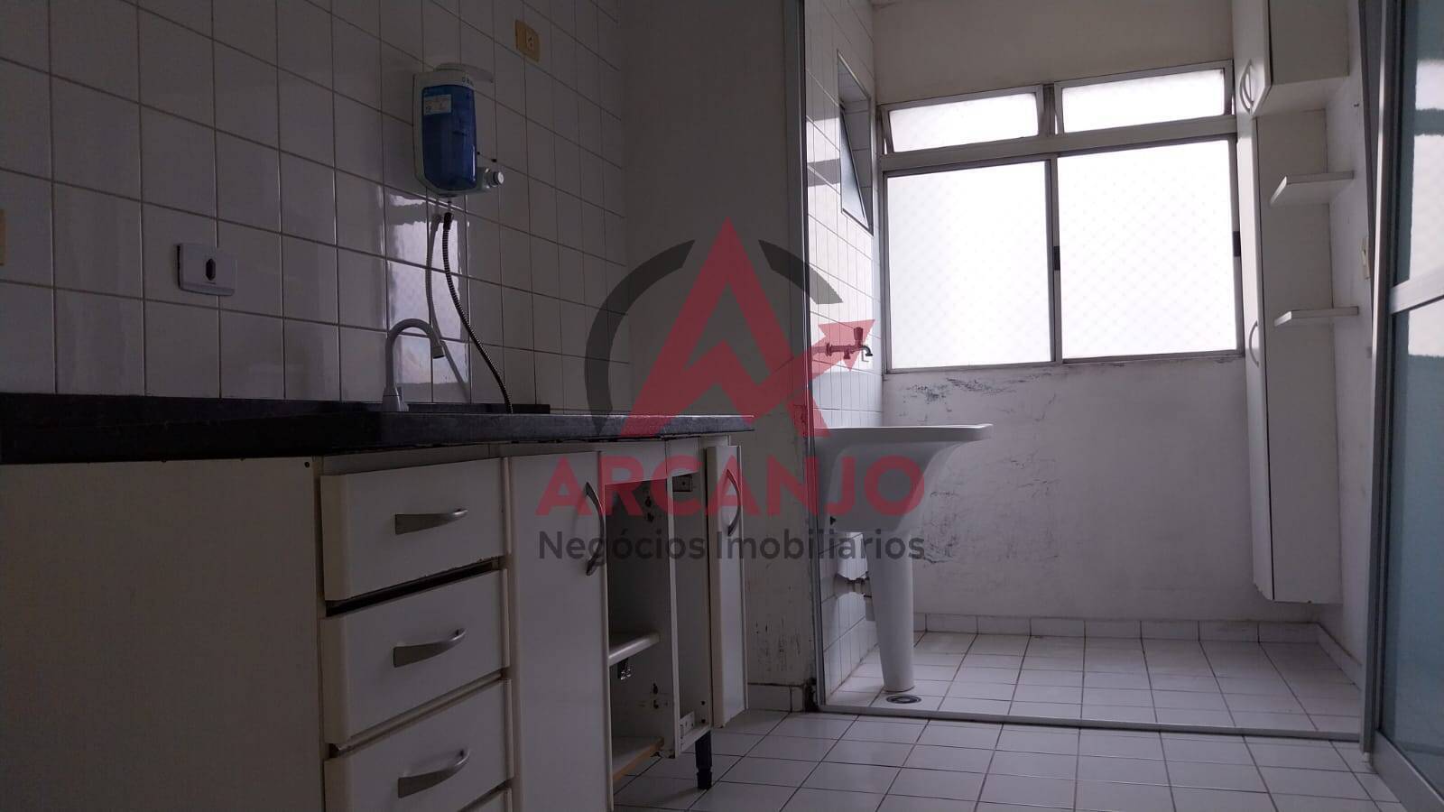 Apartamento à venda com 3 quartos, 60m² - Foto 11