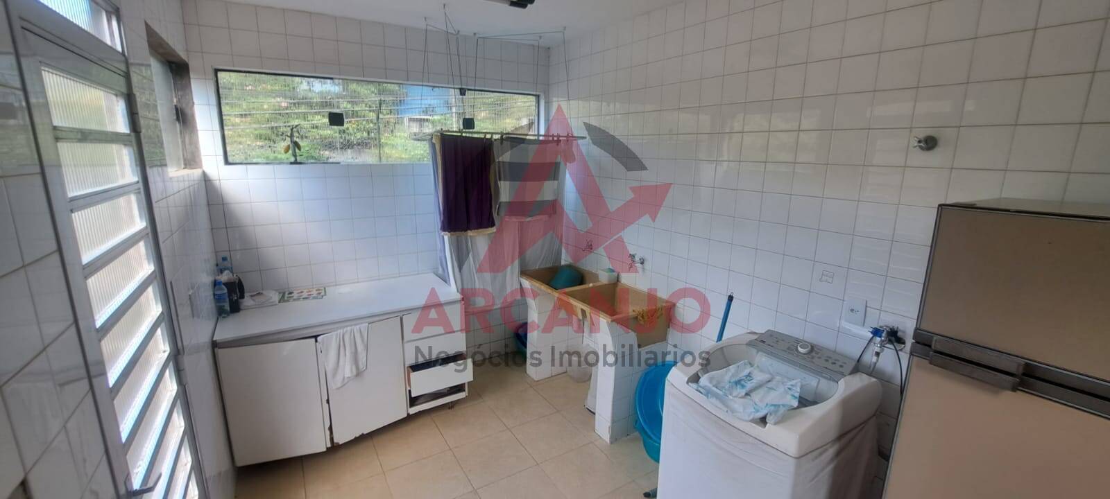 Casa à venda com 4 quartos, 320m² - Foto 20