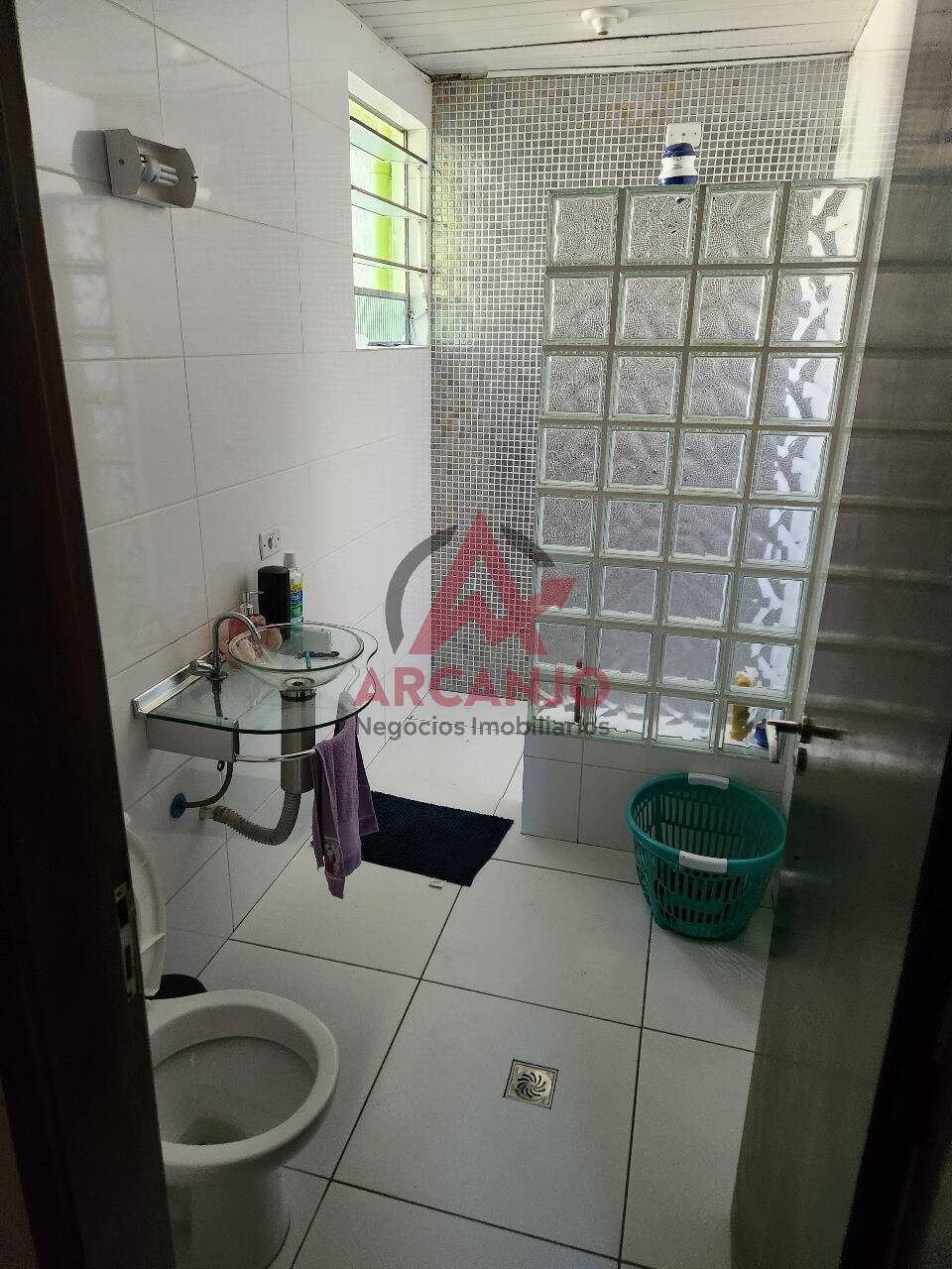 Casa à venda com 4 quartos, 300m² - Foto 4