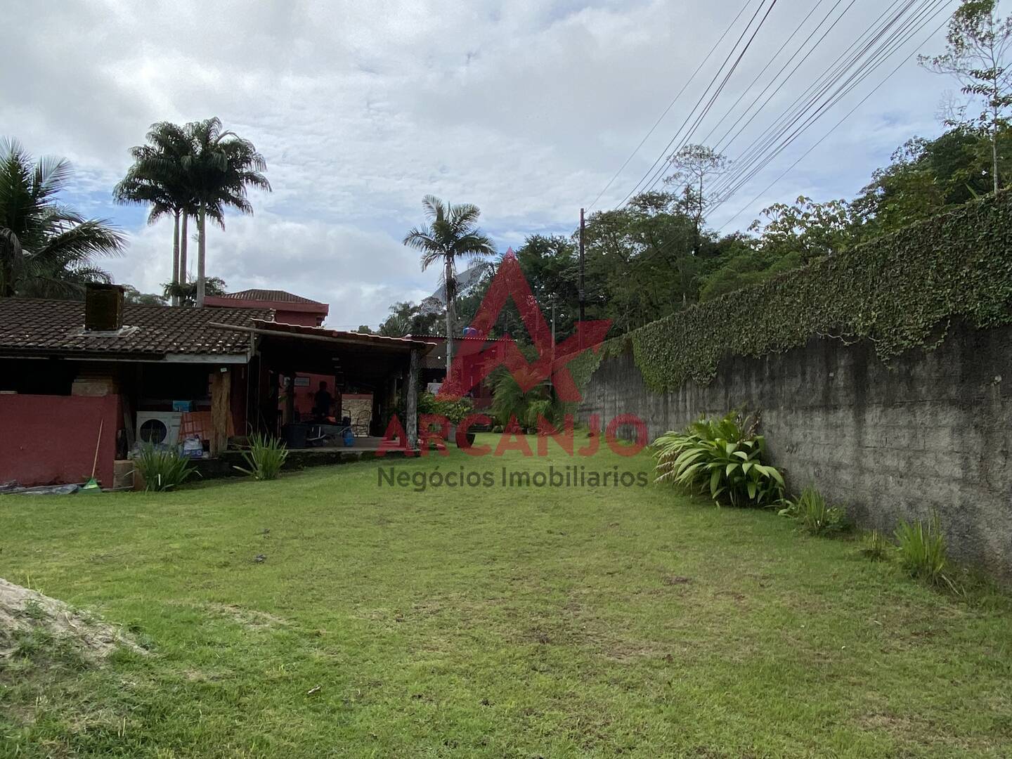 Fazenda à venda com 8 quartos, 700m² - Foto 9