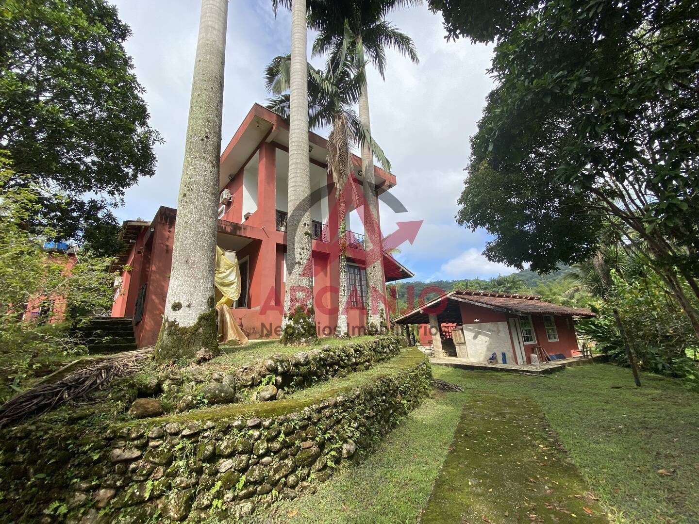 Fazenda à venda com 8 quartos, 700m² - Foto 17