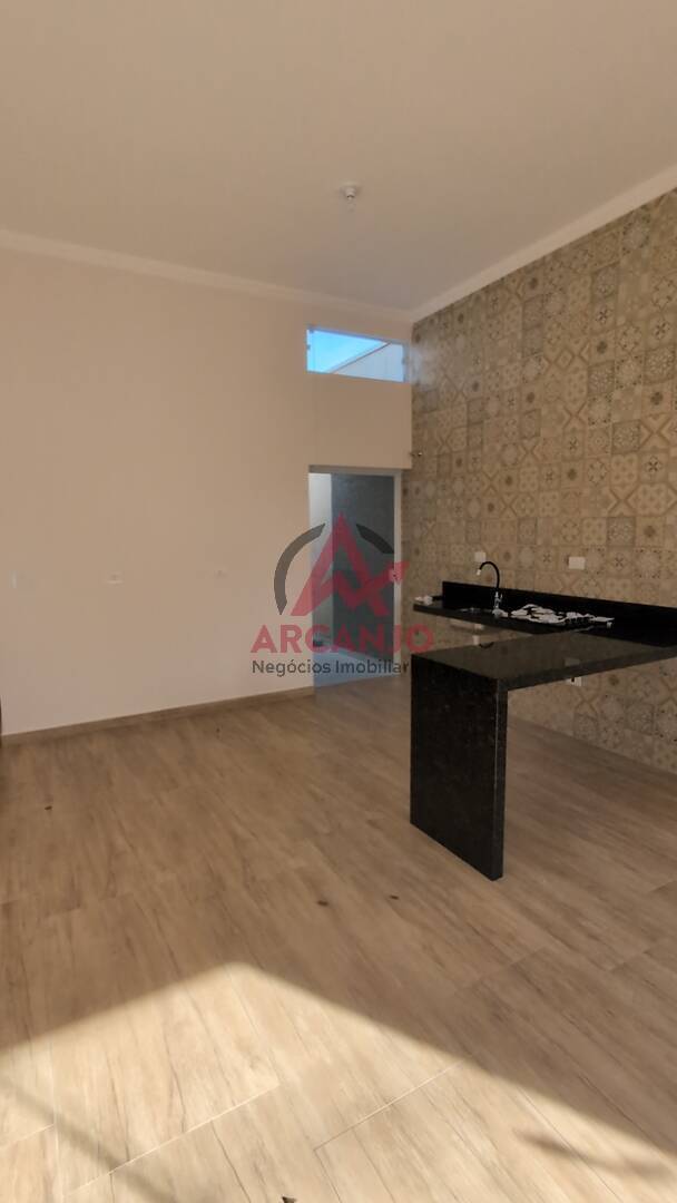 Casa à venda com 2 quartos, 105m² - Foto 4