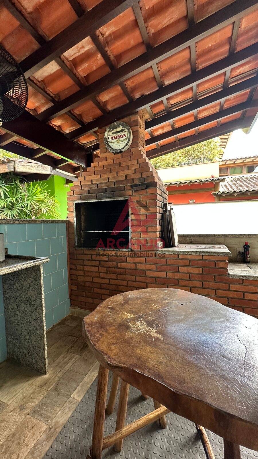 Casa à venda com 4 quartos, 500m² - Foto 3