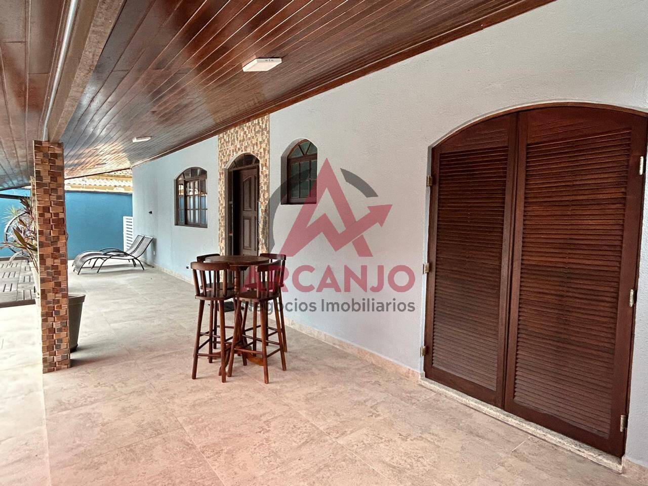 Casa à venda com 3 quartos, 330m² - Foto 17