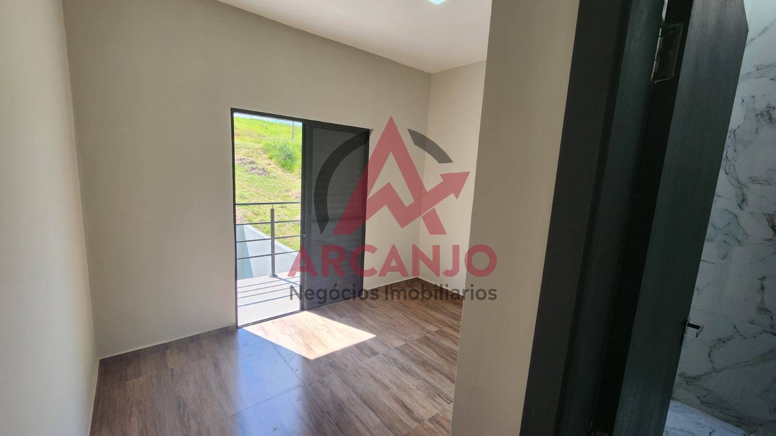 Casa à venda com 3 quartos, 97m² - Foto 9