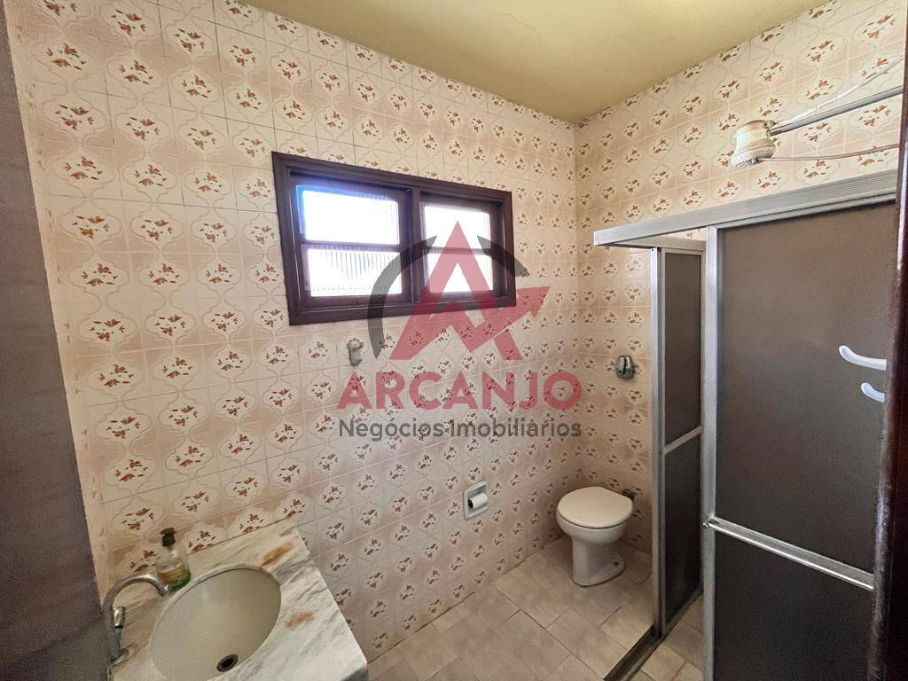 Casa à venda e aluguel com 5 quartos, 206m² - Foto 6