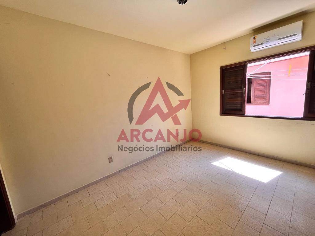 Casa à venda e aluguel com 5 quartos, 206m² - Foto 14