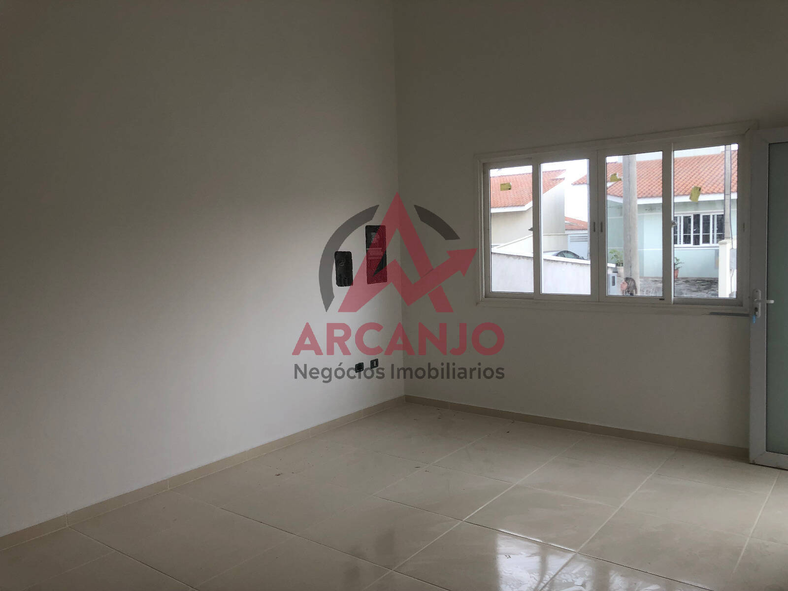 Casa à venda com 4 quartos, 199m² - Foto 4