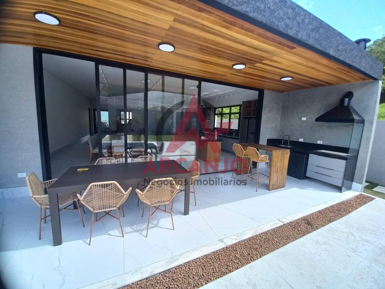 Casa à venda com 4 quartos, 730m² - Foto 11