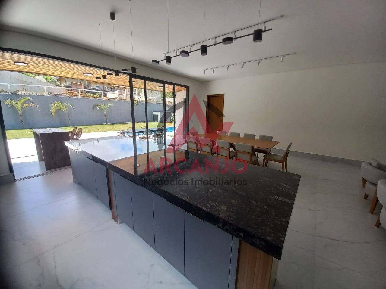 Casa à venda com 4 quartos, 730m² - Foto 17