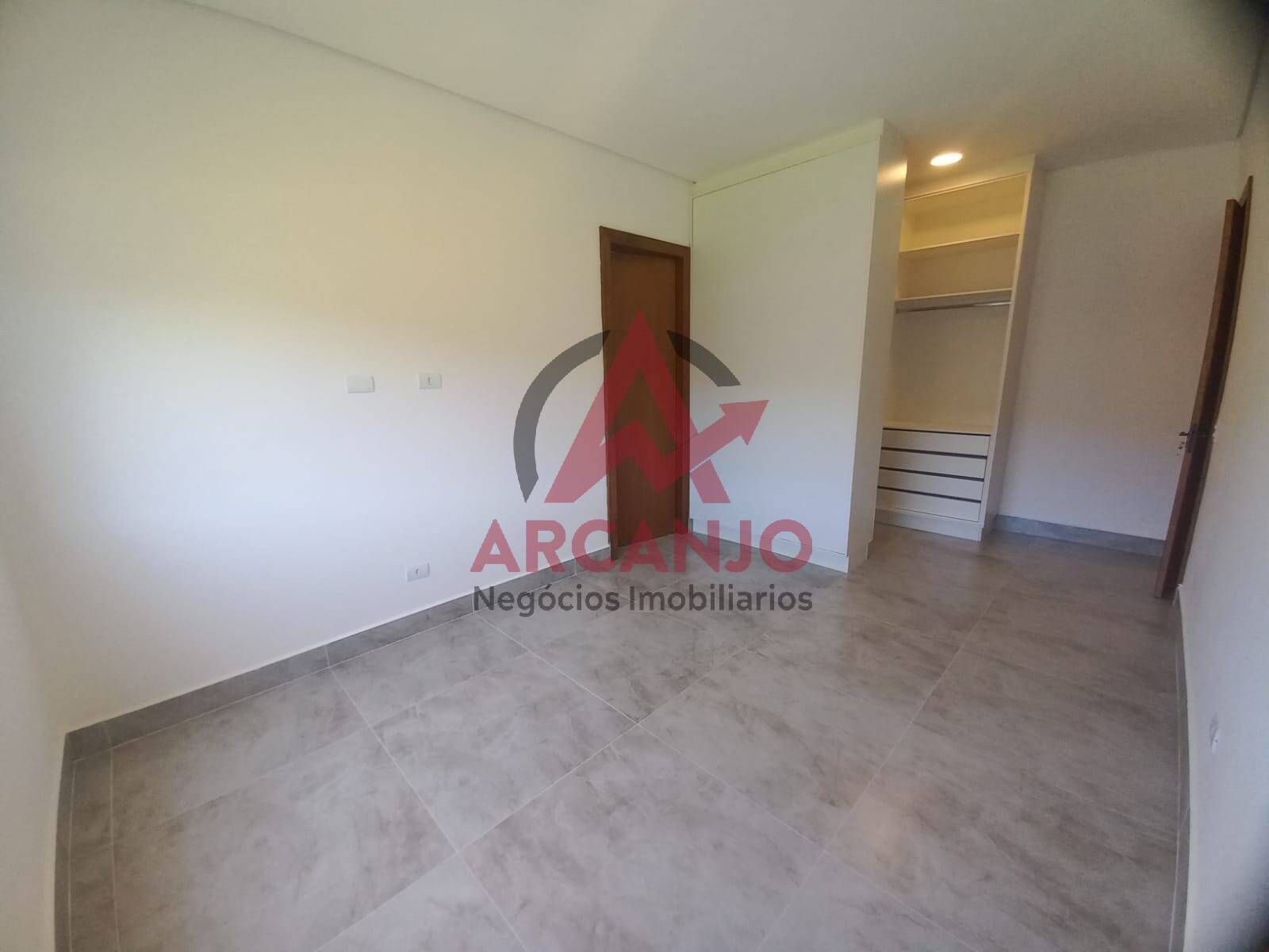 Casa à venda com 4 quartos, 730m² - Foto 21