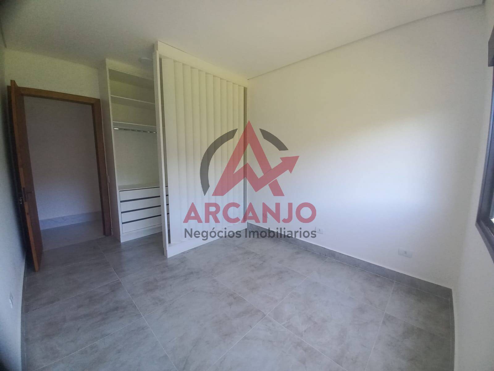 Casa à venda com 4 quartos, 730m² - Foto 27