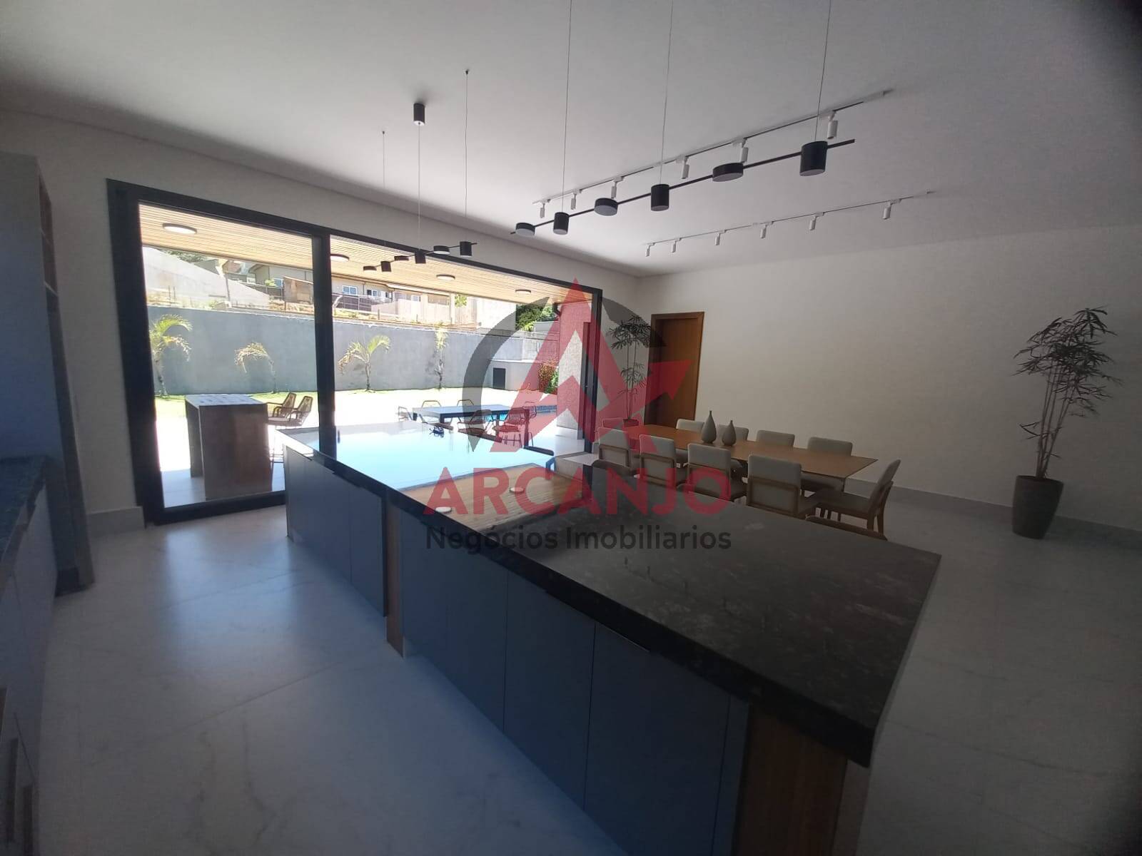 Casa à venda com 4 quartos, 730m² - Foto 31