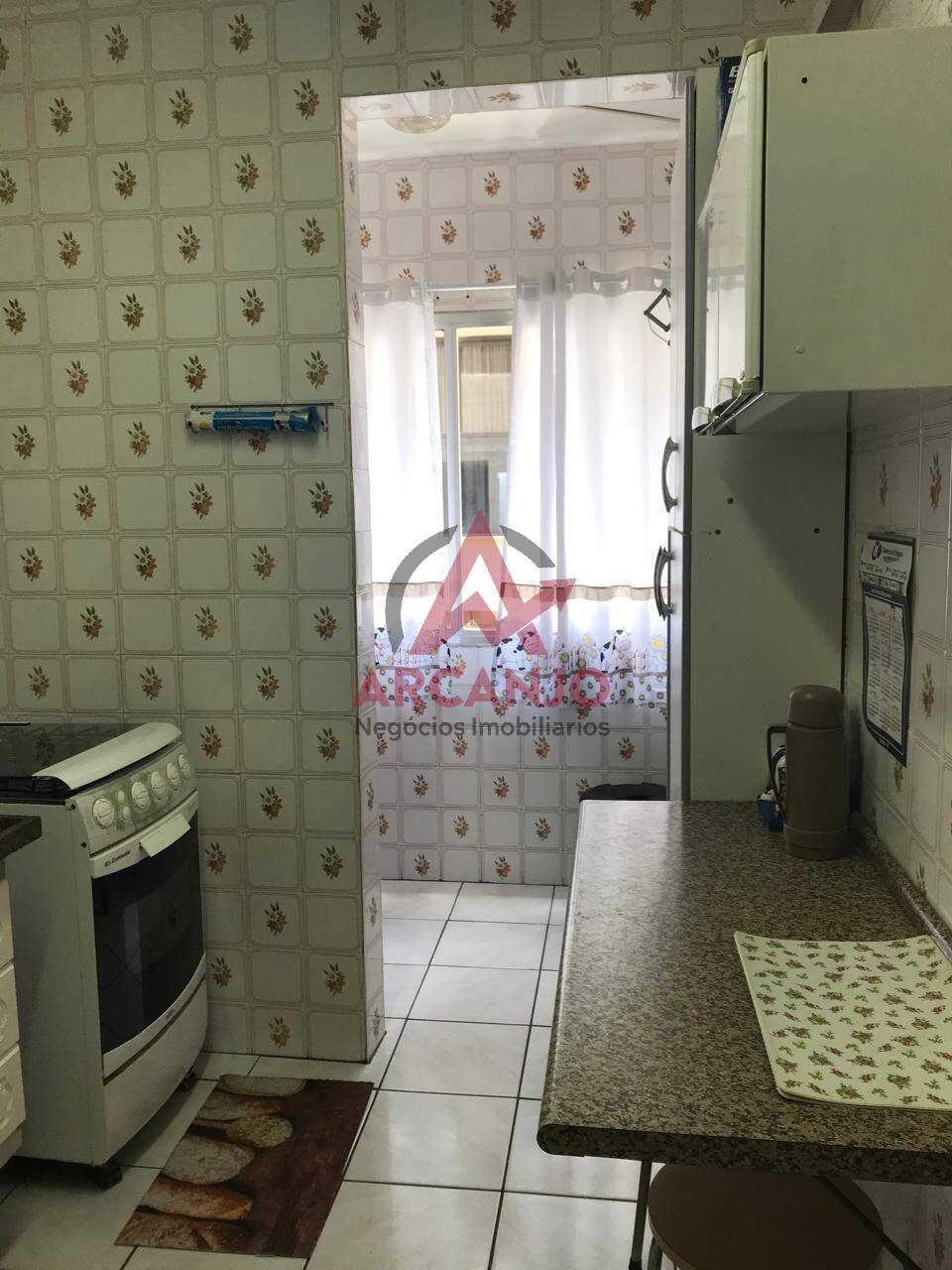 Apartamento à venda com 2 quartos, 72m² - Foto 3