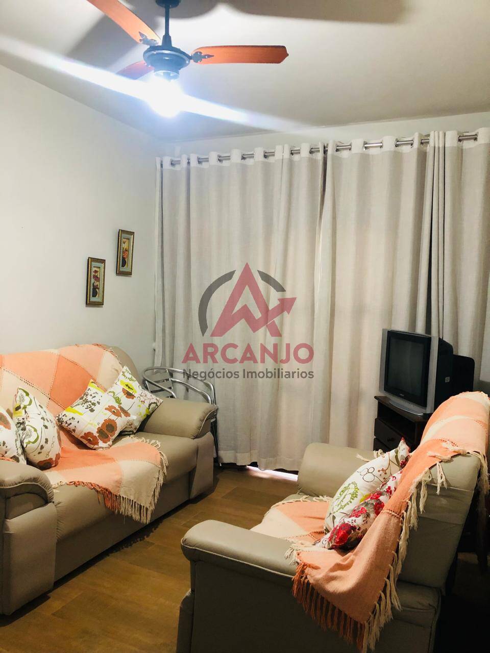 Apartamento à venda com 1 quarto, 50m² - Foto 2